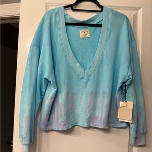 Electric & Rose Deep‎ V Cropped Sweatshirt
